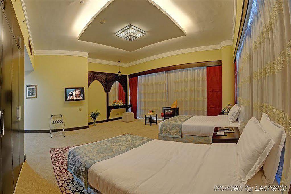Boutique 7 Hotel And Suites Dubai Exterior photo