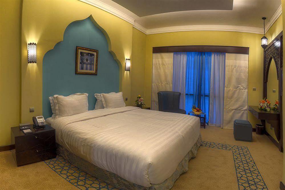 Boutique 7 Hotel And Suites Dubai Exterior photo